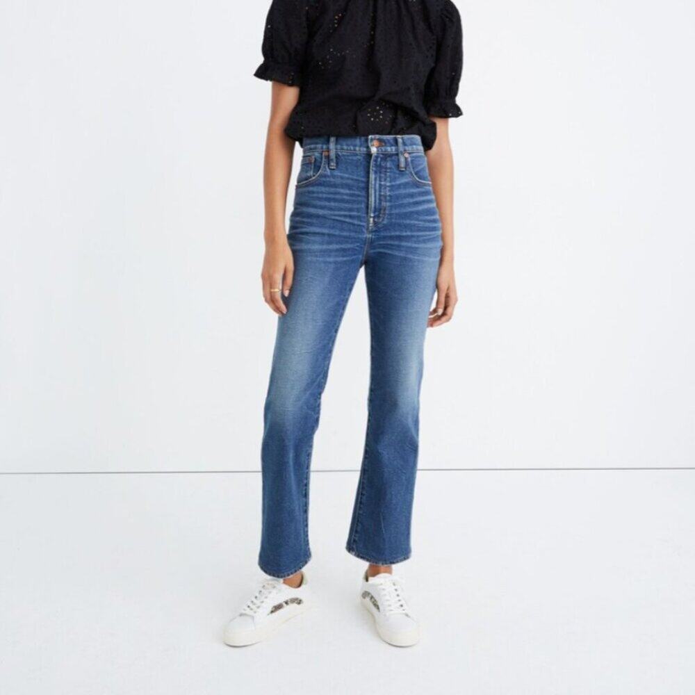 Madewell Slim Demi-Boot Jeans in Sundale Wash